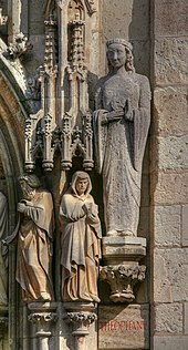 Figur der Theophanu am Rathausturm, Köln